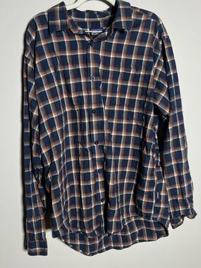 Patagonia Men's Navy and Brown Plaid Button-Down Shirt